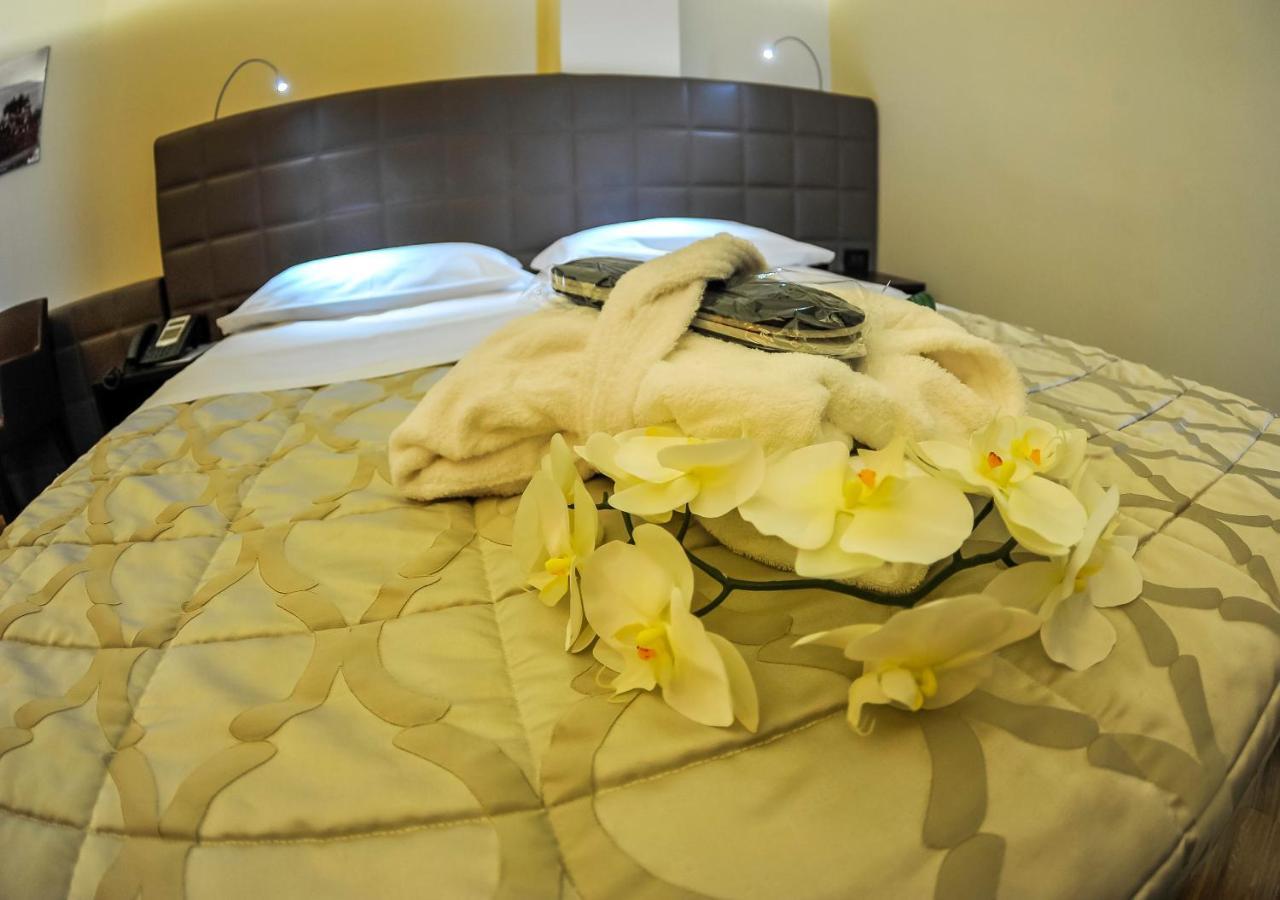 Ekk Hotel Città Sant’Angelo Kültér fotó